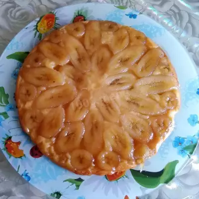 Бананово - карамельный пирог на тесте со сметаной