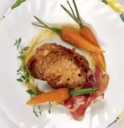 Свиное филе с карамелизированной морковью