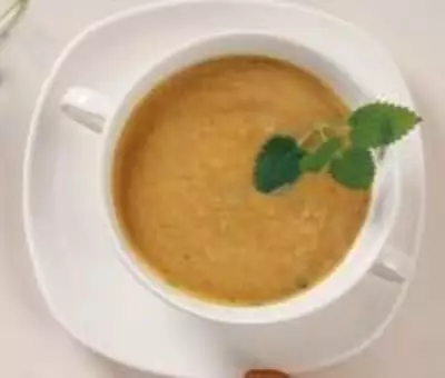 Суп пюре из баклажанов с мятой и базиликом