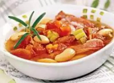 Средиземноморский суп из фасоли