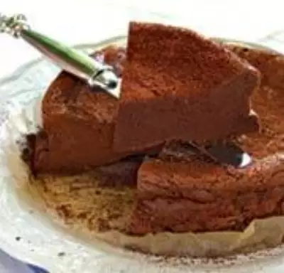 Шоколадный торт с кардамоном