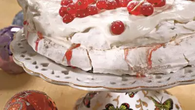Торт безе с вареньем