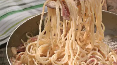 Спагетти карбонара со сливками
