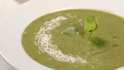 Весенний суп из корн салата