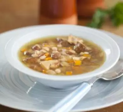 Фасолевый суп с подберезовиками