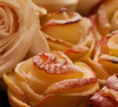 Десерт Яблочные розы