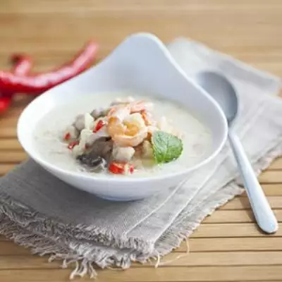 Тайский куриный суп с креветками в мультиварке