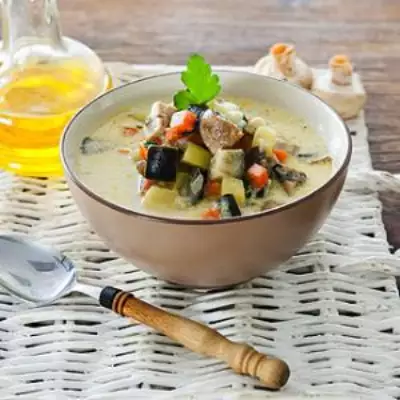 Суп из баклажанов с грибами в мультиварке