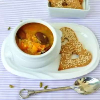 Тыквенный суп с желтой чечевицей и конскими бобами