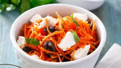Средиземноморский салат из моркови