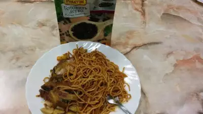 Спагетти с индейкой и цветной капустой