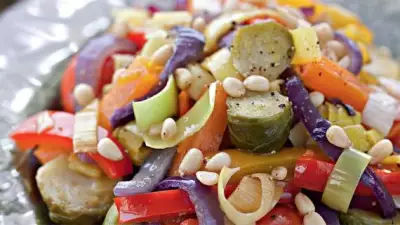 Салат из запеченных овощей