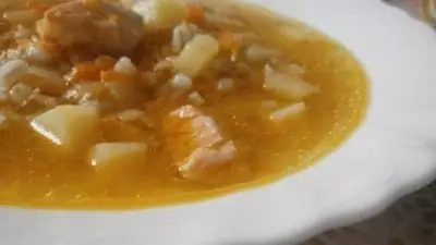 Рыбный суп с перловой крупой