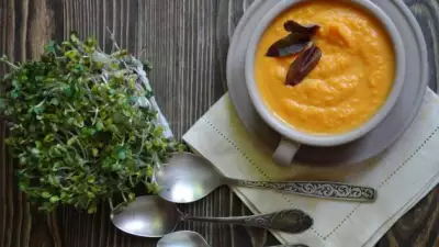 Морковно-сельдерейный суп пюре