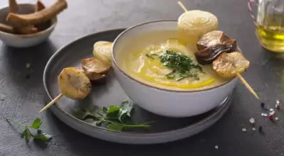 Суп крем из топинамбура с шашлычками из белых грибов