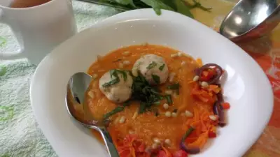 Овощной крем суп с фрикадельками