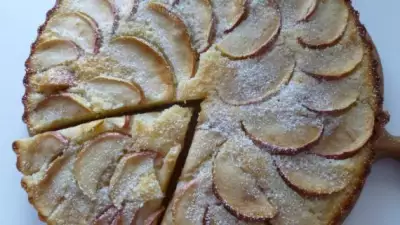 Яблочный пирог по-тоскански