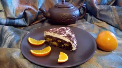 Шоколадно-апельсиновая шарлотка-торт с кремом