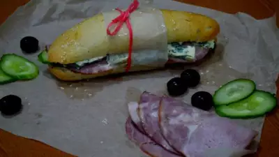 Сэндвич багет по французски с шампиньонами