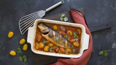 Рыба в "сумасшедшей воде" (pesce in acqua pazza)