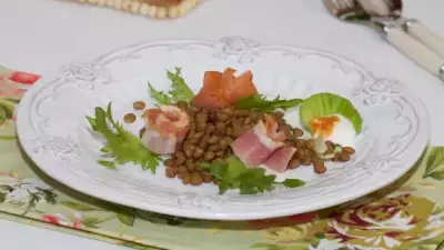 Салат из чечевицы