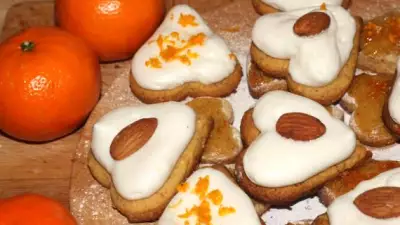 Миндальное печенье с апельсиновым суфле