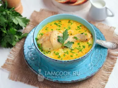 Сырный суп из плавленного сыра с курицей
