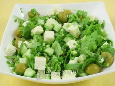 Салат «Зеленый греческий» с брынзой