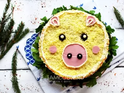 Новогодний салат «Свинка» с сардинами
