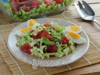 Салат с маринованным тунцом