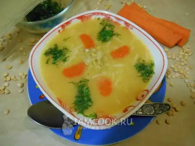 Рисовая лапша с горохом и овощами