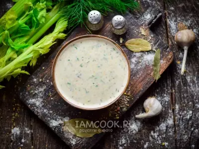 Суп-пюре из сельдерея и замороженных овощей (со сливками)