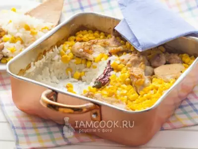 Курица с рисом и кукурузой в духовке