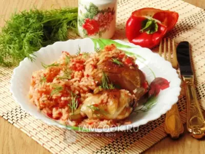 Курица с рисом в томатном соусе