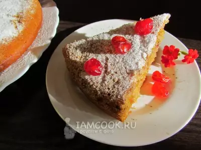 Постный медовый пирог с сухофруктами