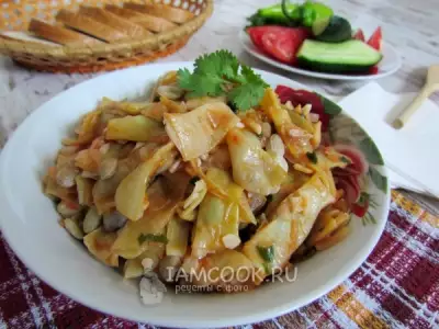 Cтручковая фасоль, тушеная с овощами