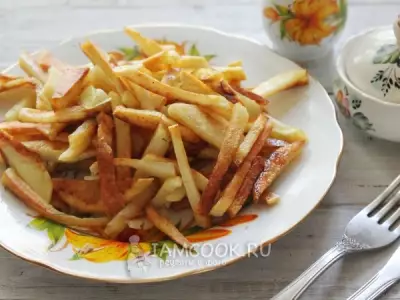 Жареная картошка с хрустящей корочкой на сковороде