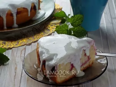 Пирог с малиной в мультиварке