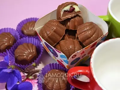 Клюква в шоколаде (конфеты)