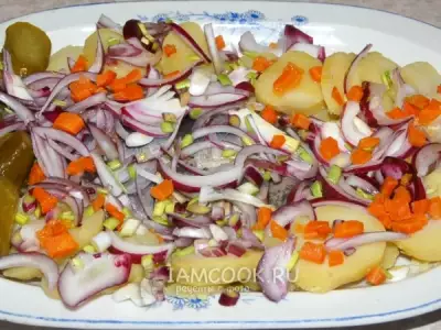 Норвежский салат с сельдью