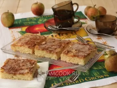 Яблочный пирог с миндалем и корицей