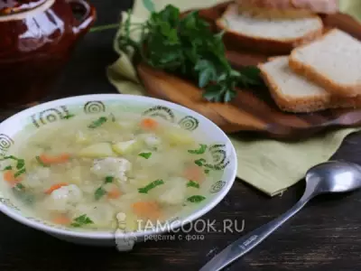 Суп с булгуром и сырными клецками