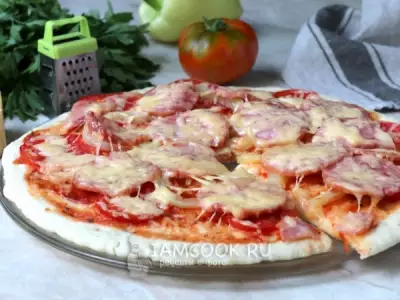 Пицца в микроволновке на готовой основе