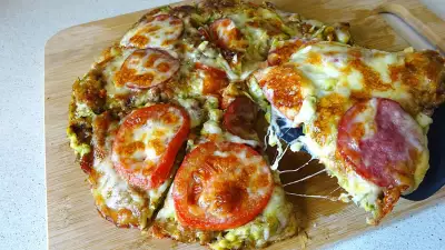 Необычная пицца - запеканка на сковороде!