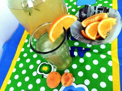 Абрикосовый лимонад
