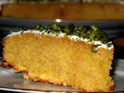 Абрикосовый пирог с фисташками (keik me eginis kai verikoko)