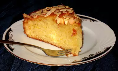 Пирог из йогурта с лимонным ароматом jaourtopita