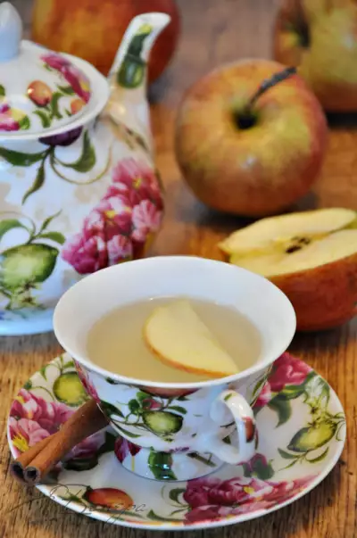 Имбирный чай с корицей, яблоком и мёдом (согревающий, полезный, вкусный)