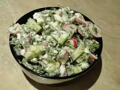 Вариант овощного весеннего салата зимой