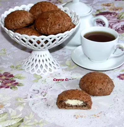 Шоколадное овсяное печенье с творожно кокосовой начинкой